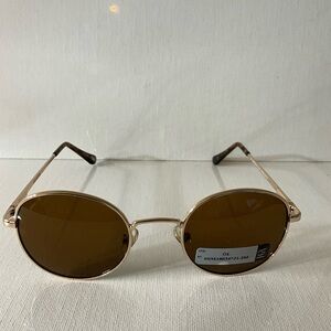 Chic Gold Sunglasses with Brown Lenses